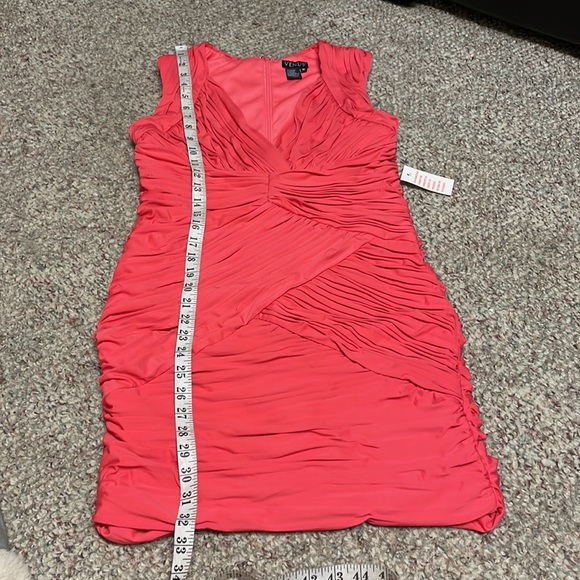 Gorgeous 😍 Sexy Dress - Picture 6 of 7